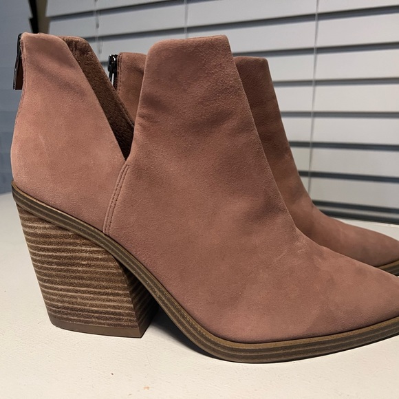Vince Camuto Gigietta ankle bootie Size 8.5 - Picture 8 of 16